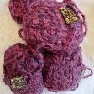 Lot of4 sks Scheepjes Corona Yarn Virgin Wool Holland, color: wine, 100g each